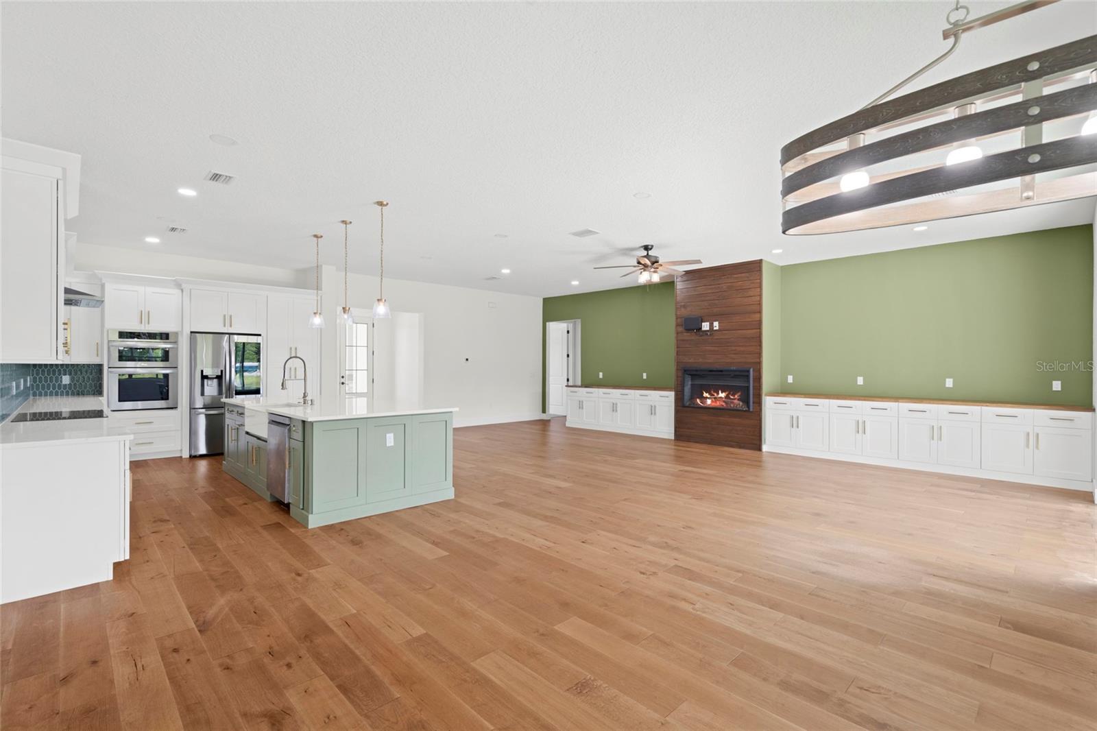 Image 12 of 52 For 4272 La Salle Avenue