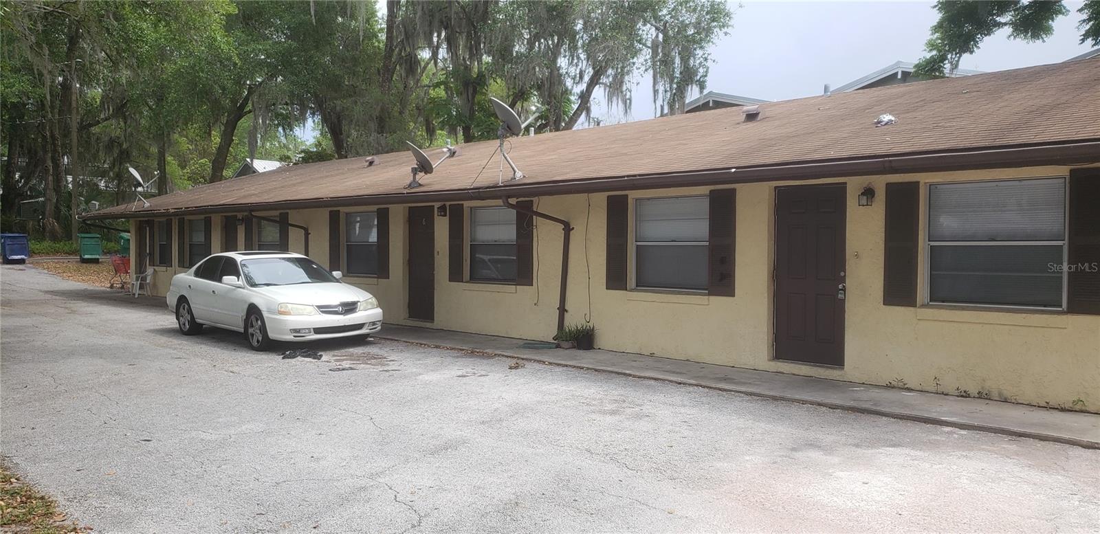 Image 7 of 21 For 830 Clake Street