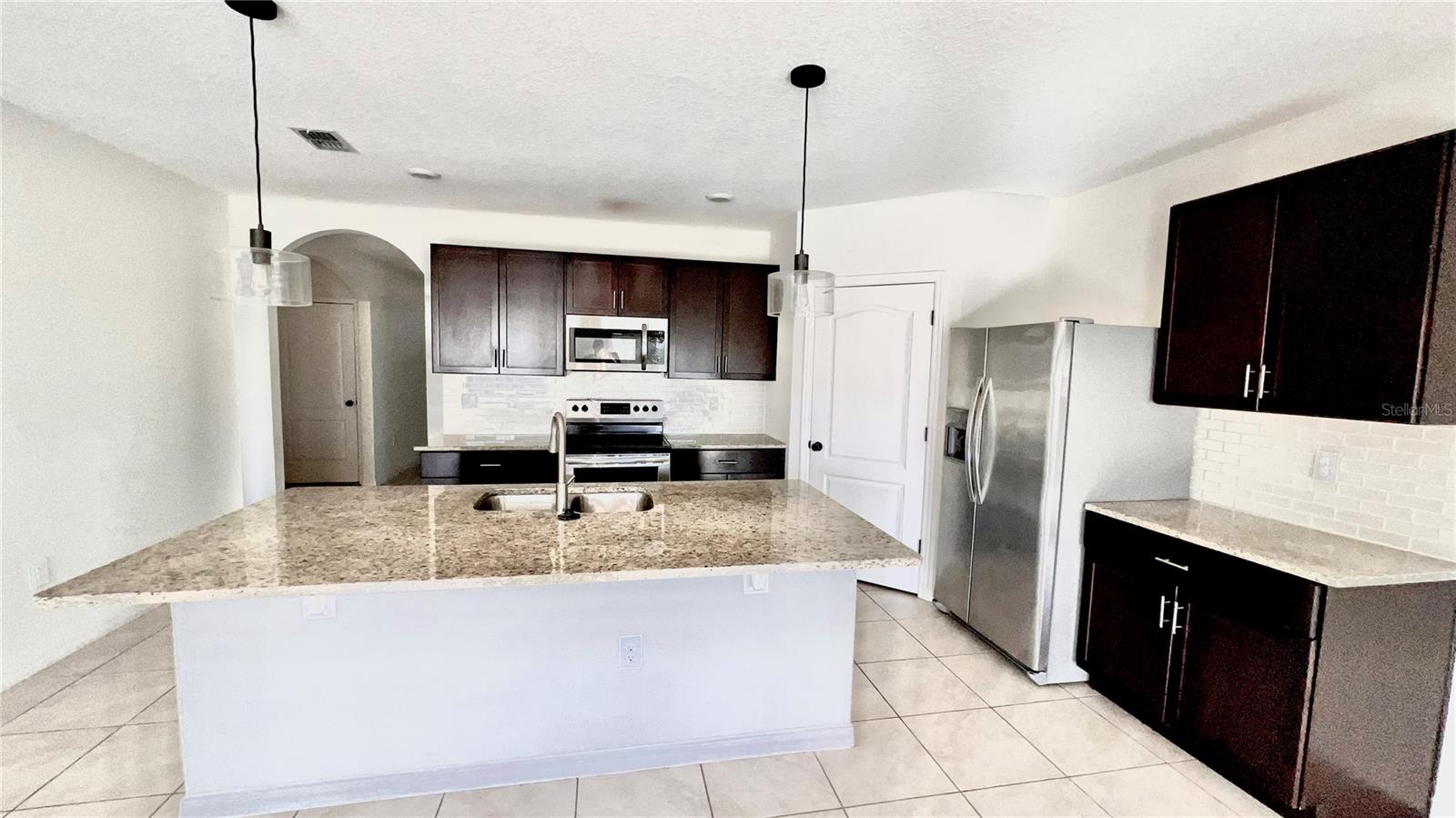 Image 10 of 15 For 842 Guadalupe Drive