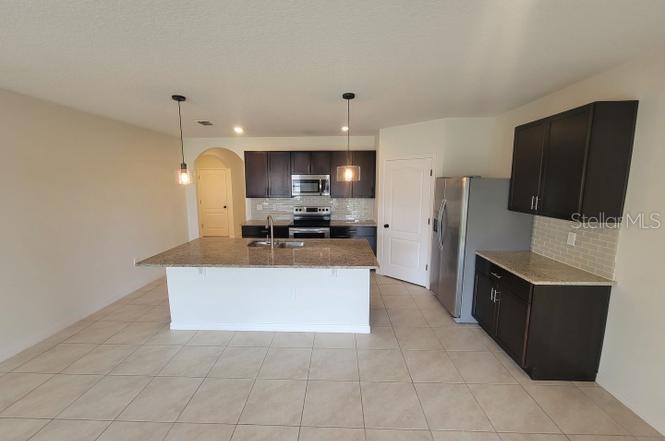 Image 3 of 5 For 842 Guadalupe Drive