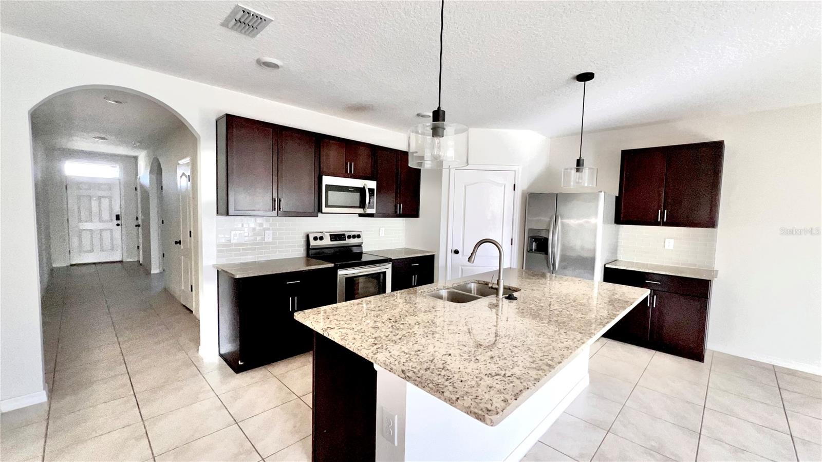 Image 9 of 15 For 842 Guadalupe Drive