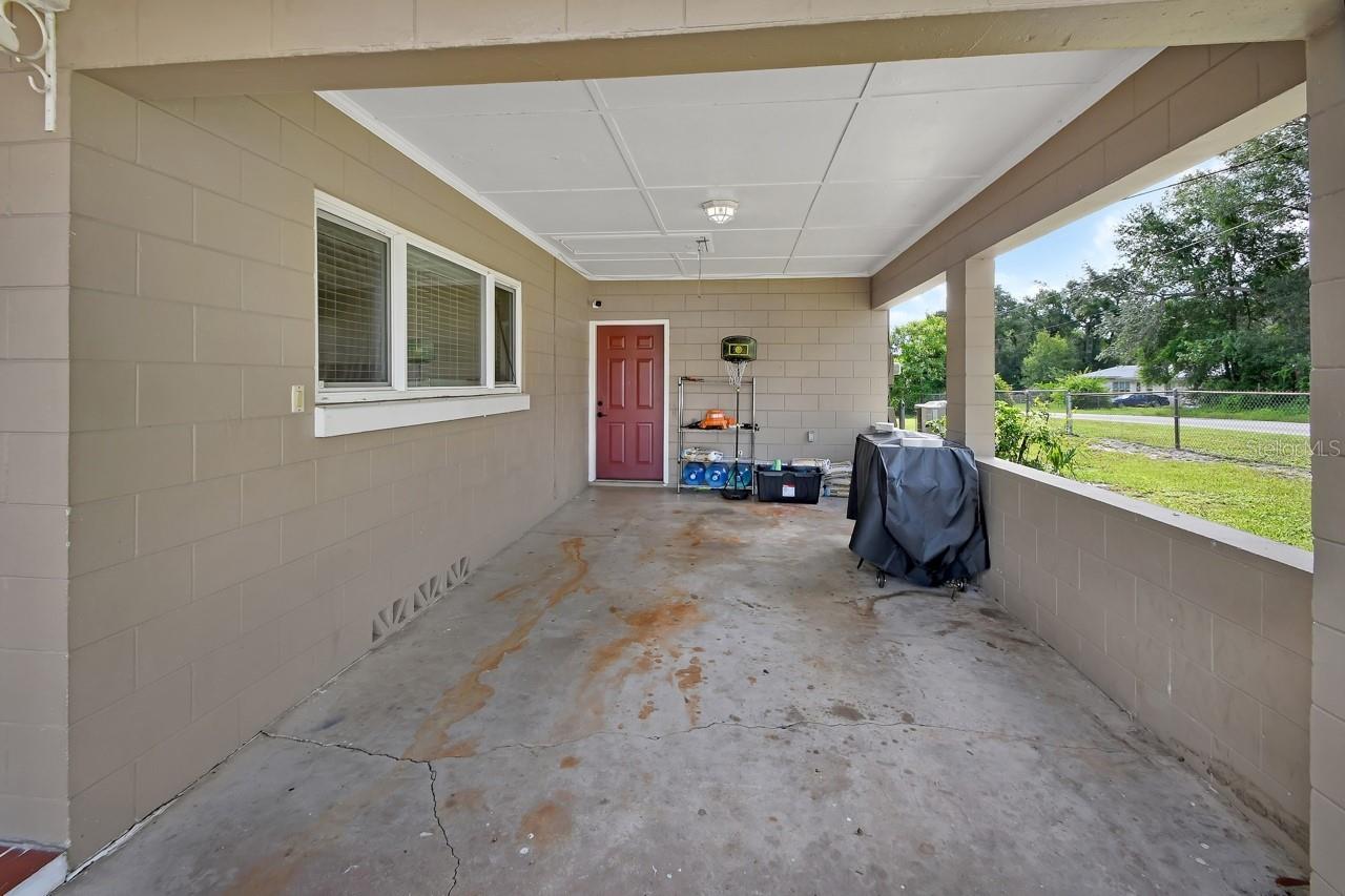 Image 22 of 25 For 401 Mcdonald Avenue