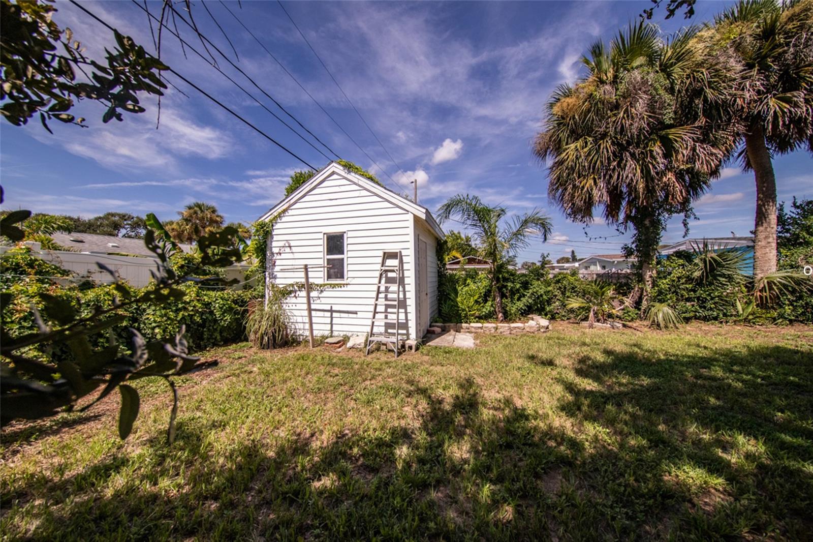 Image 6 of 40 For 151 Holland Road