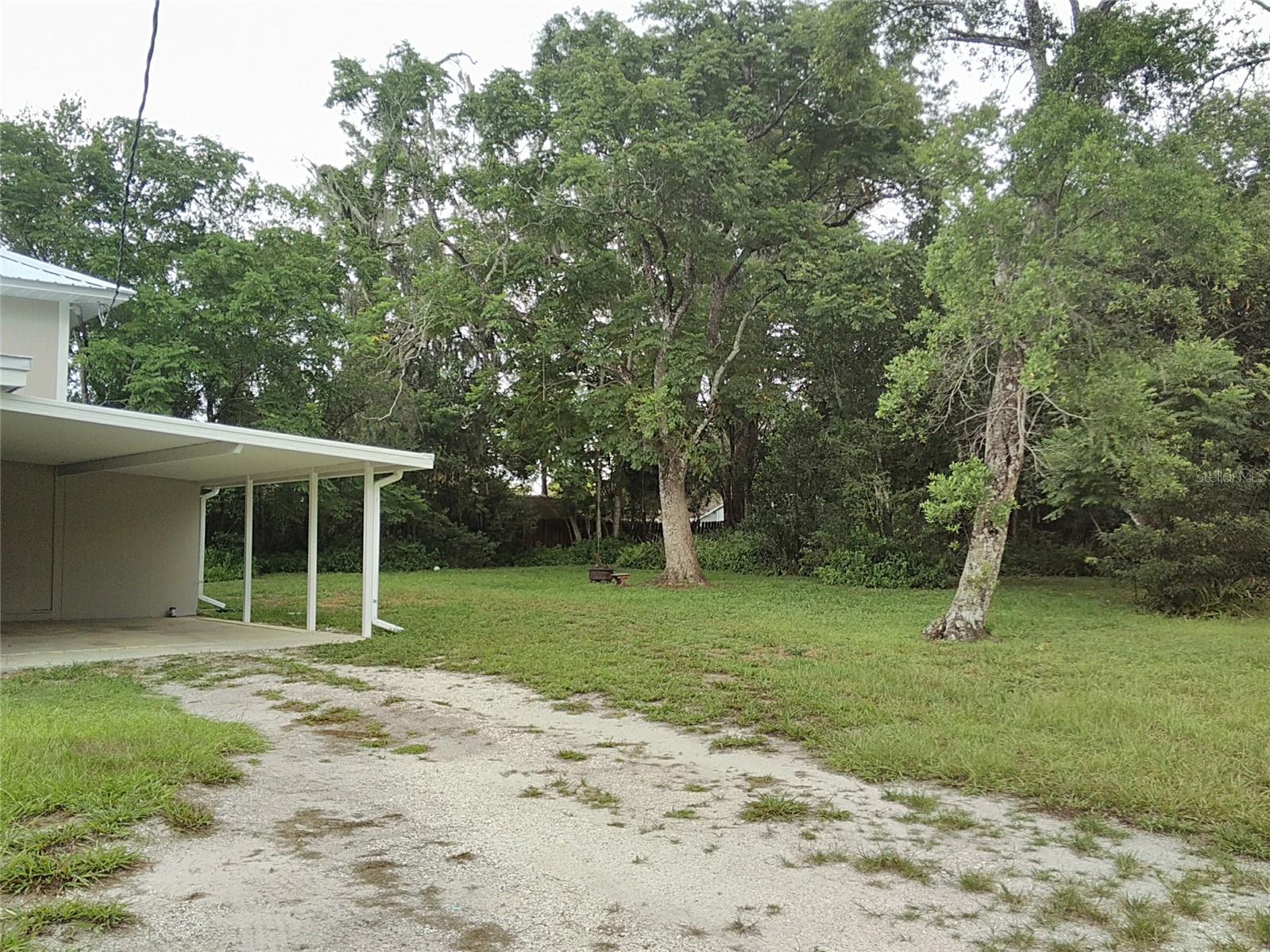 Image 9 of 33 For 131 Sheridan Avenue