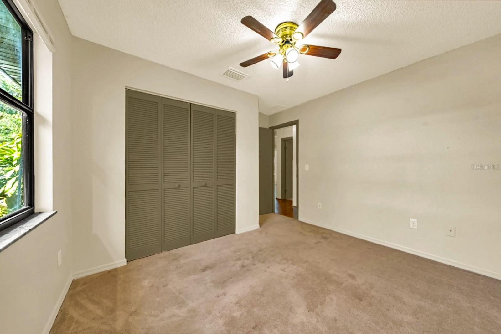 Image 38 of 45 For 225 Retta Street