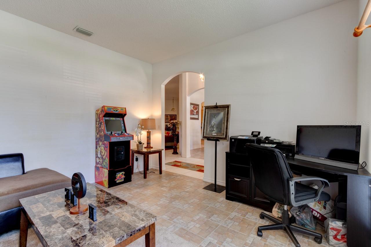 Image 6 of 27 For 21 Pleasant Hill Drive