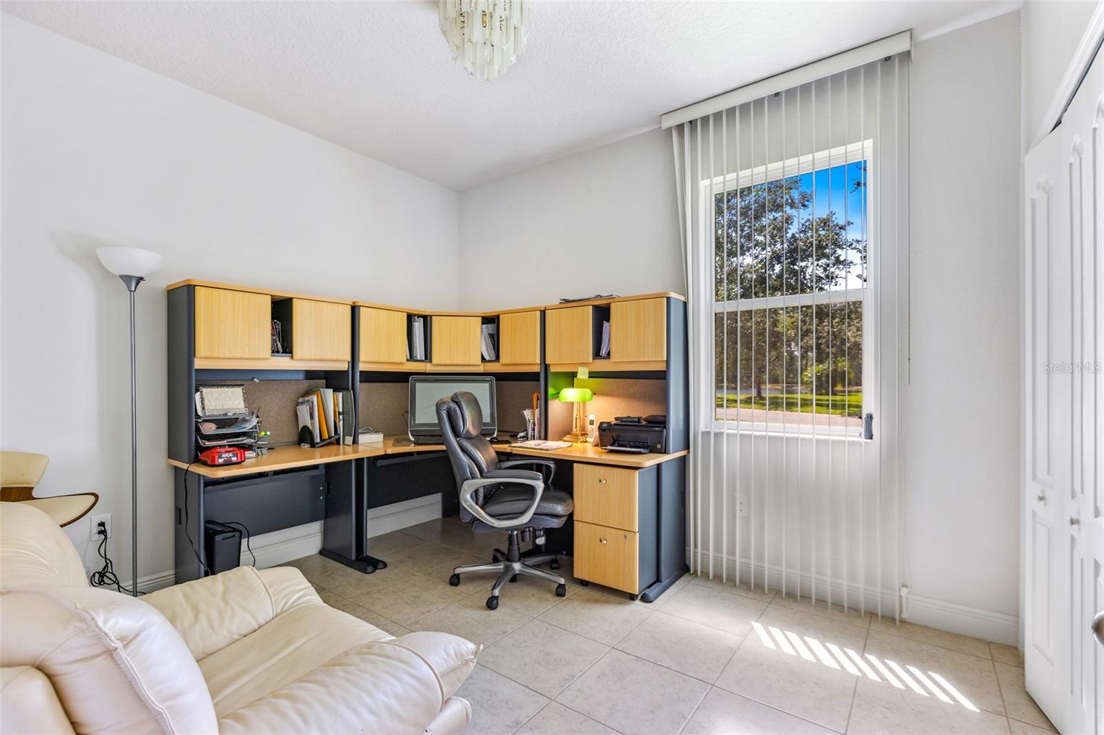 Image 20 of 50 For 1248 Girog Avenue