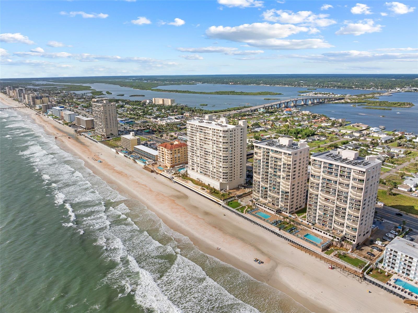 Image 27 of 30 For 3333 Atlantic Avenue 6020
