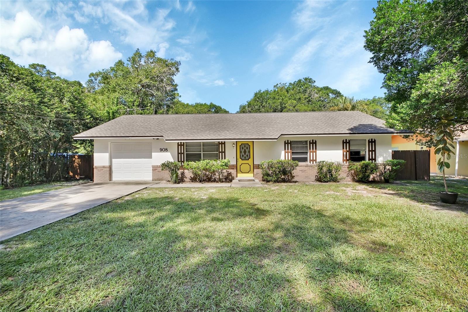 Details for 908 Massachusetts Avenue, DELAND, FL 32724