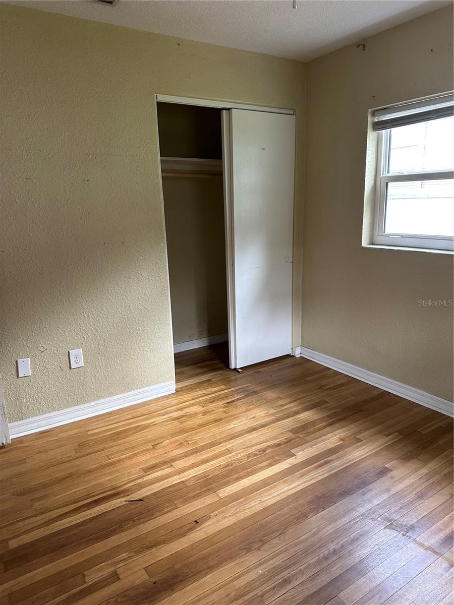 Image 16 of 28 For 2094 Penn Drive