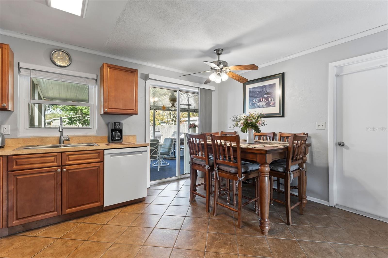 Image 10 of 33 For 1332 Par Avenue