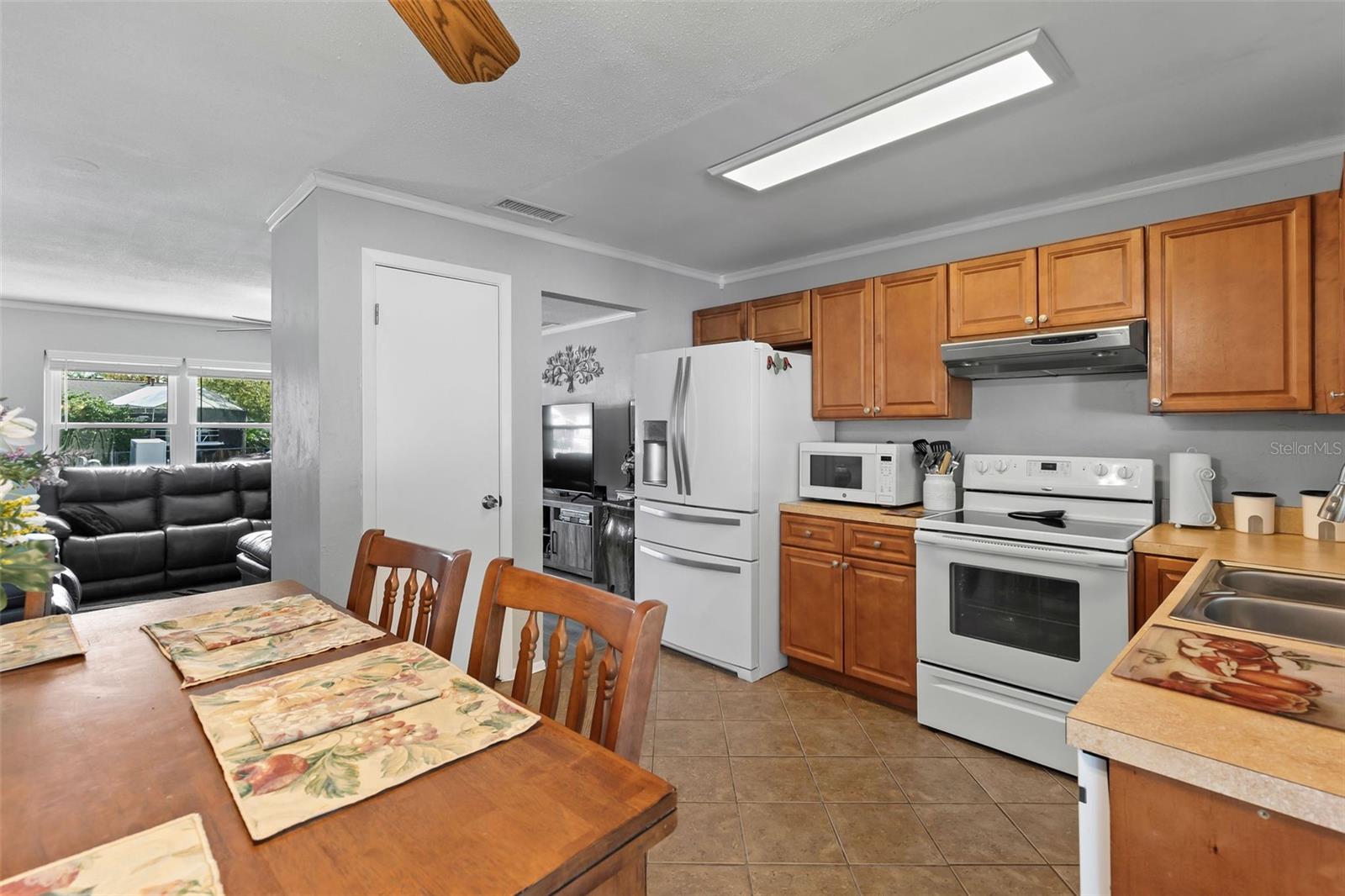 Image 11 of 33 For 1332 Par Avenue