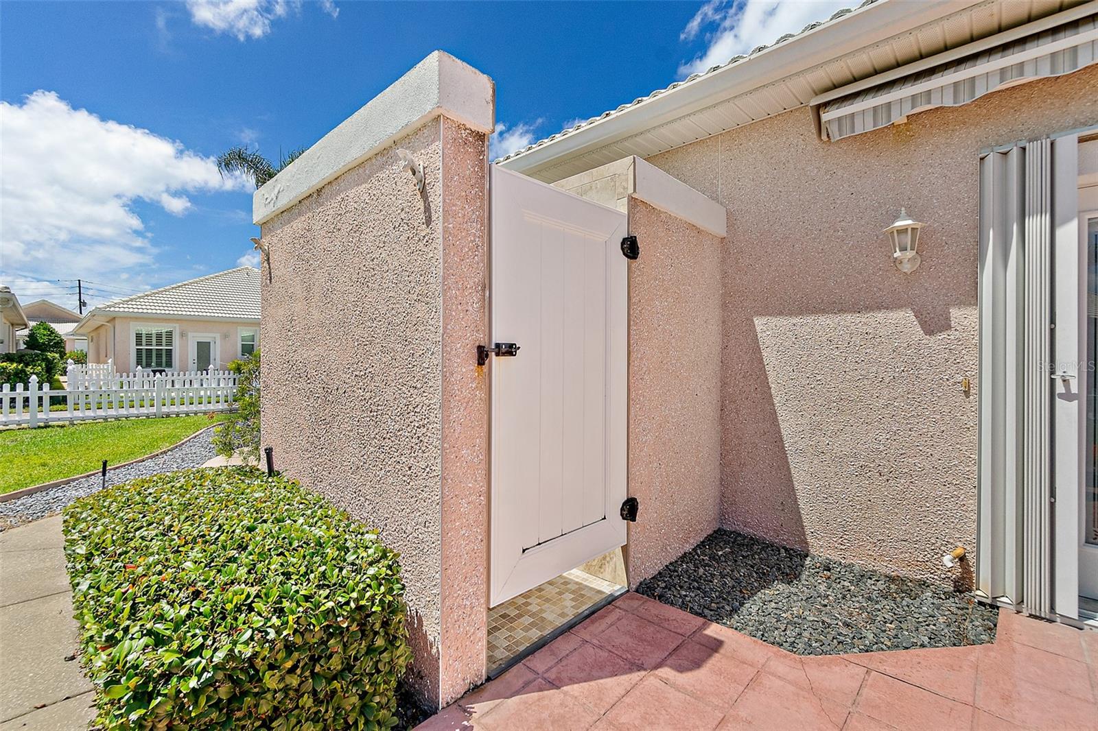 Image 32 of 49 For 154 Key Colony Court