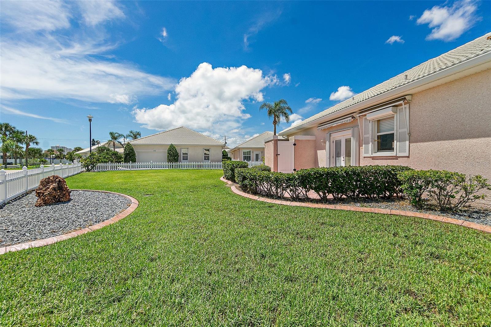 Image 34 of 49 For 154 Key Colony Court