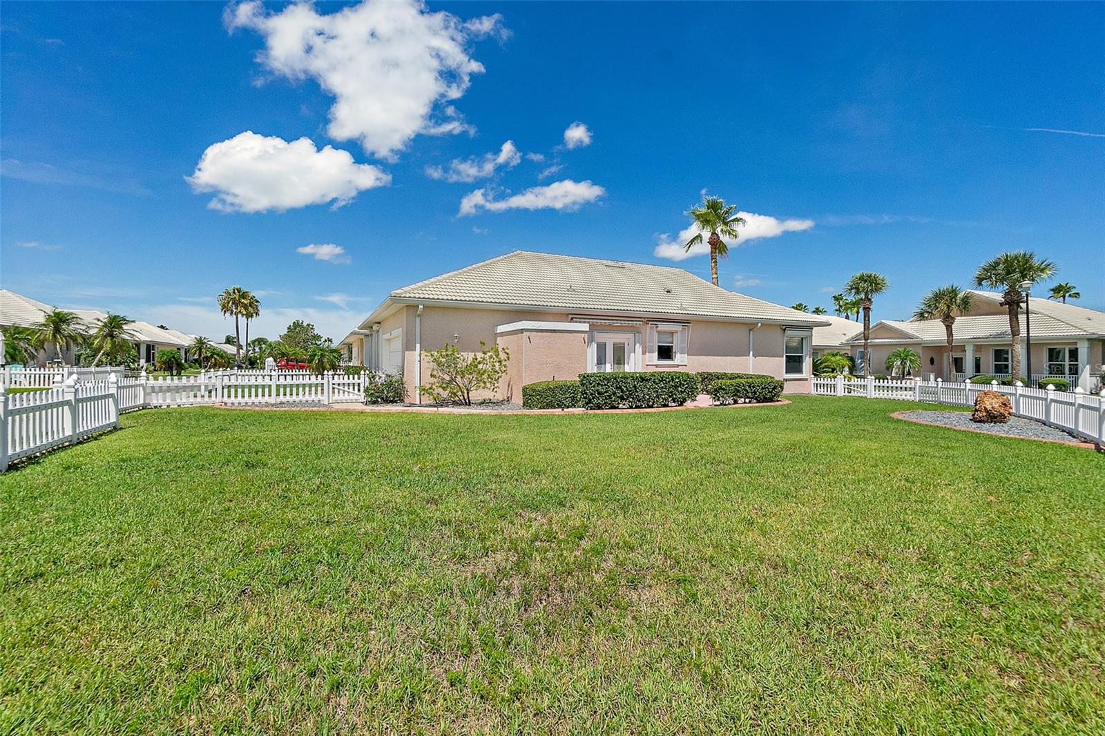 Image 35 of 49 For 154 Key Colony Court