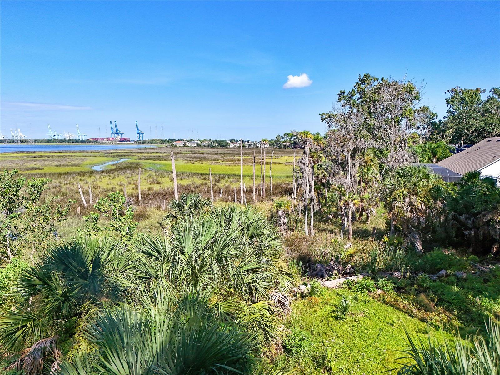 Image 40 of 43 For Oak Landings Drive