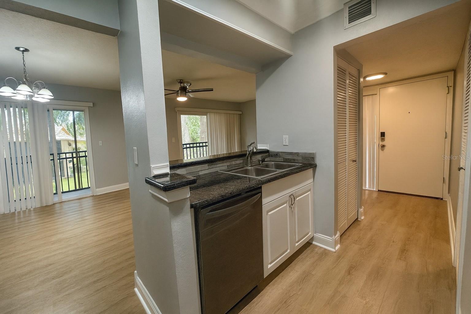 Image 8 of 12 For 110 Cypress Woods Court 2b