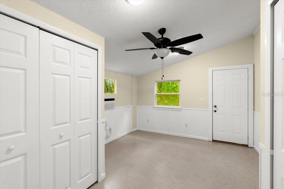 Image 19 of 29 For 311 Kenilworth Avenue