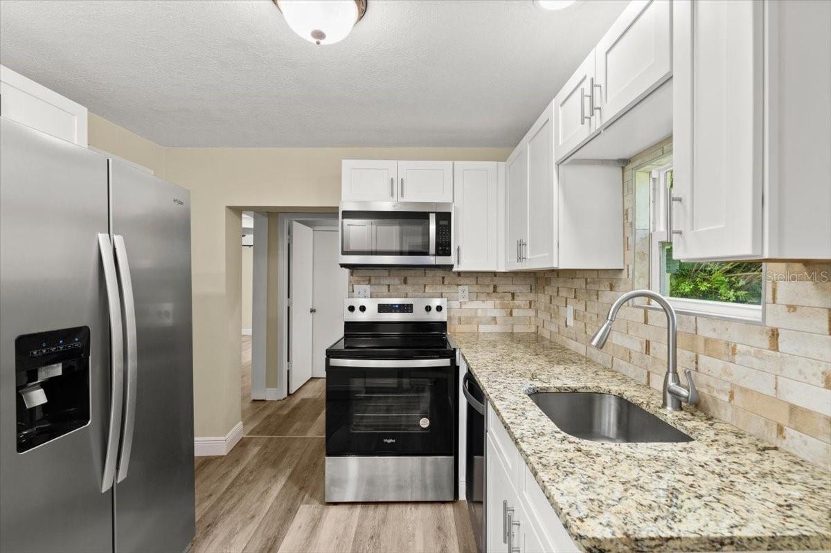 Image 8 of 29 For 311 Kenilworth Avenue