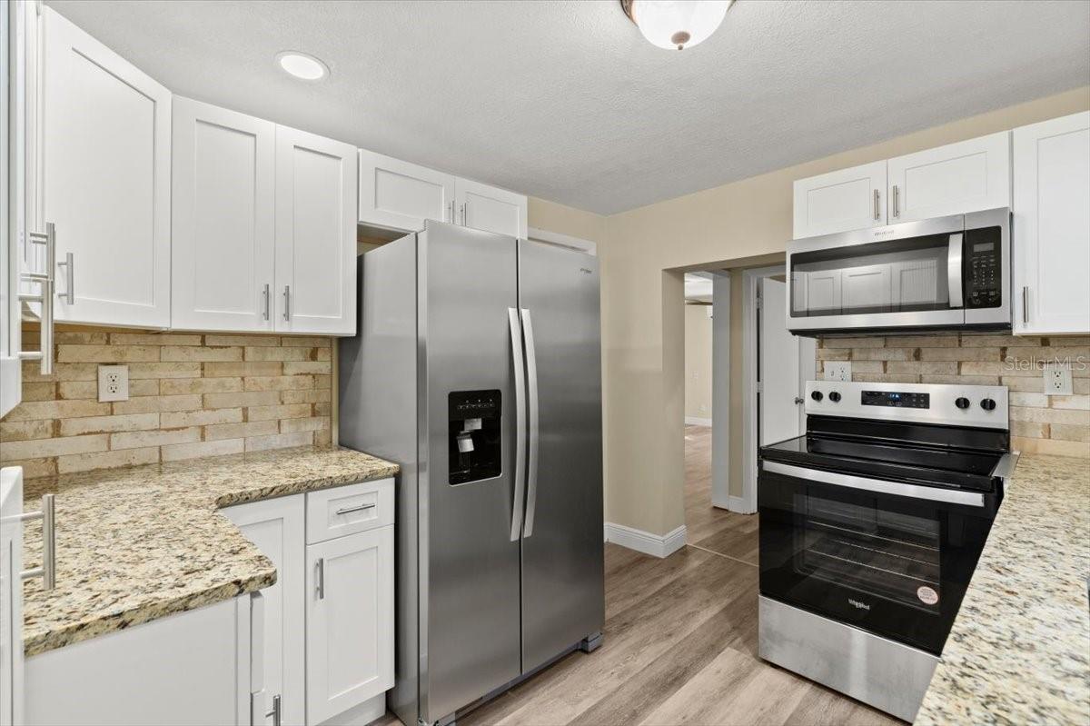 Image 9 of 29 For 311 Kenilworth Avenue