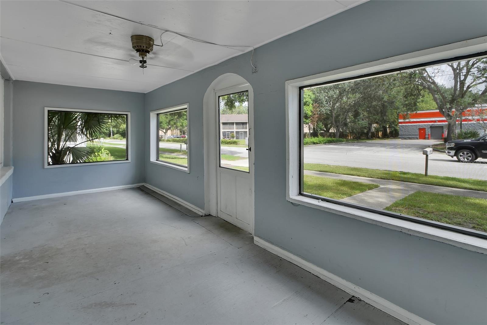 Image 19 of 26 For 1126 Minnesota Avenue