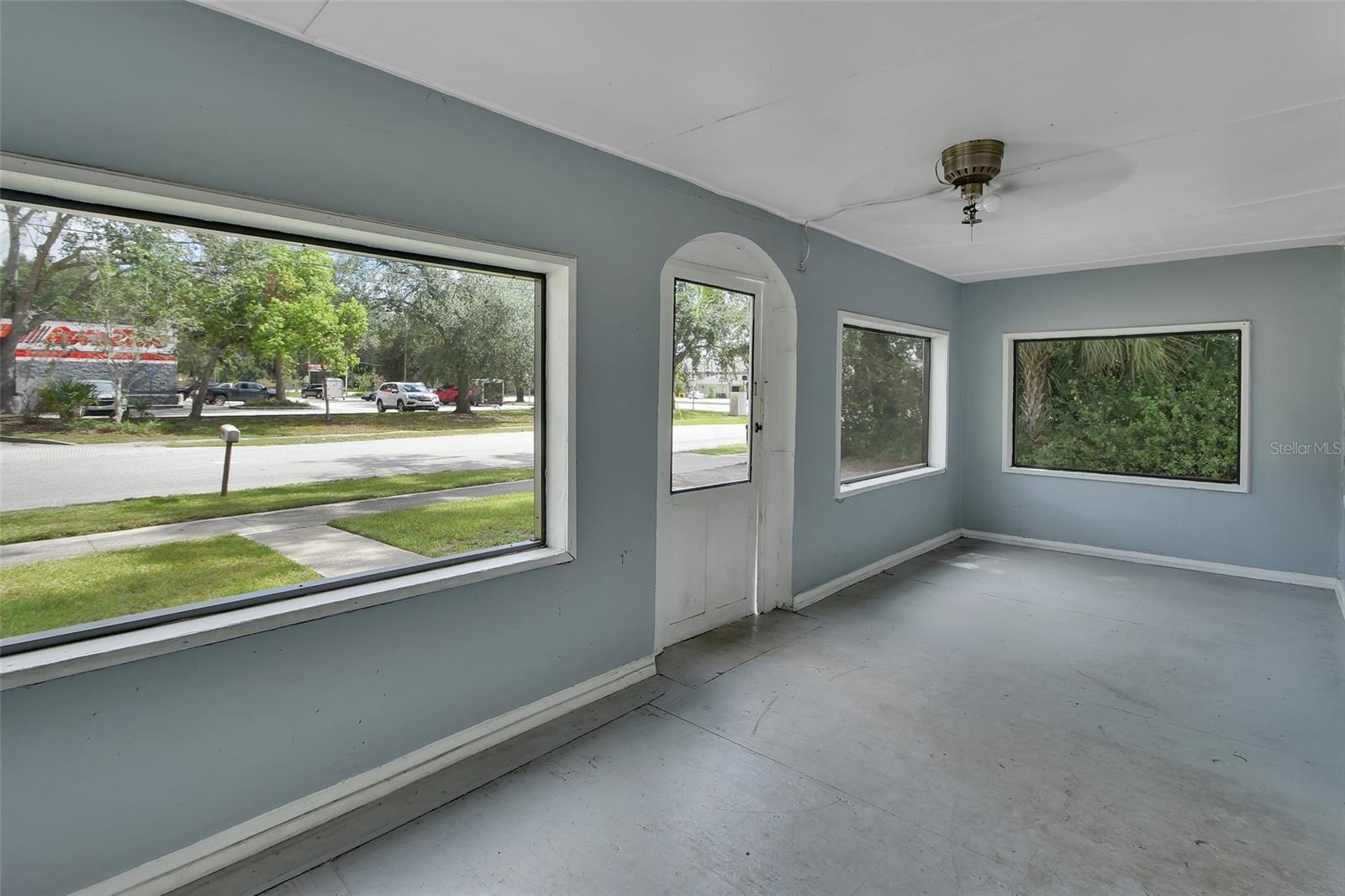 Image 21 of 26 For 1126 Minnesota Avenue