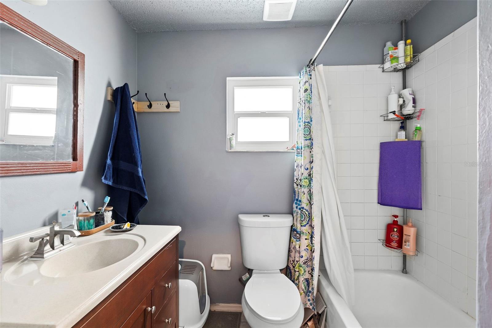 Image 12 of 23 For 125 Gaines Street