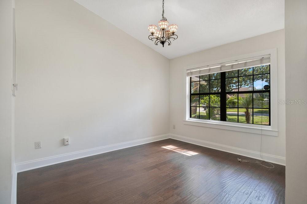 Image 12 of 34 For 1763 Lady Slipper Circle