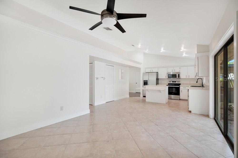 Image 4 of 34 For 1763 Lady Slipper Circle