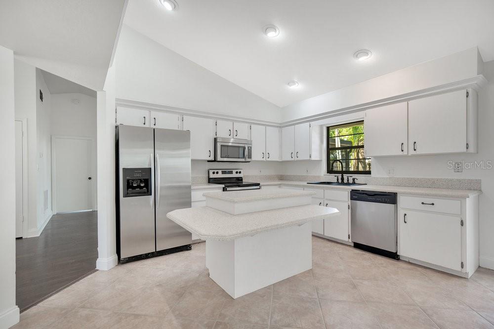 Image 9 of 34 For 1763 Lady Slipper Circle