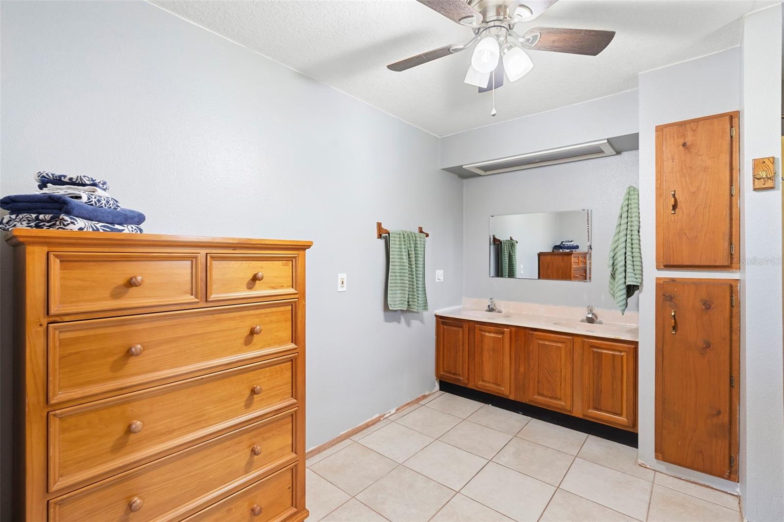 Image 21 of 40 For 3061 Pinelock Drive