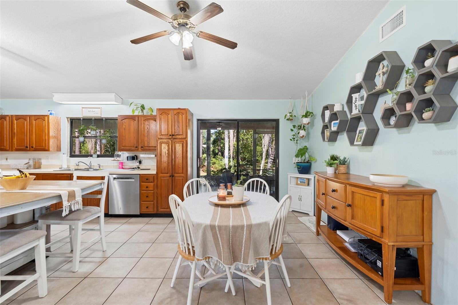 Image 36 of 40 For 3061 Pinelock Drive