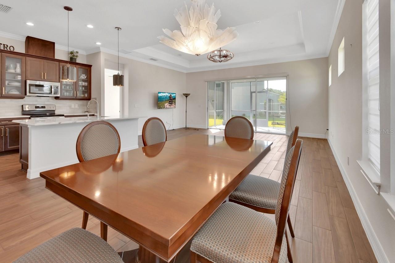Image 11 of 37 For 6287 Woodhaven Village Drive