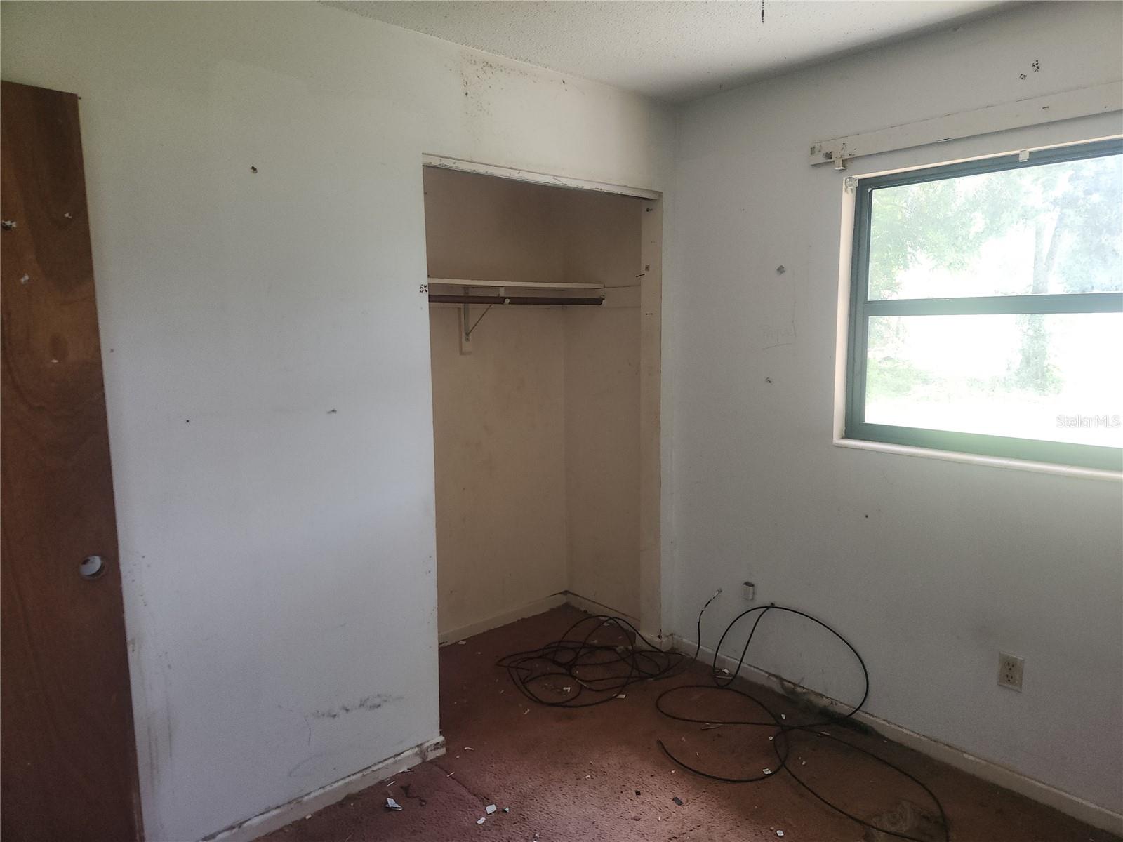 Image 11 of 21 For 5060 Fairport Avenue