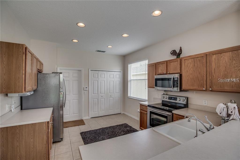 Image 15 of 25 For 2672 Bellewater Place