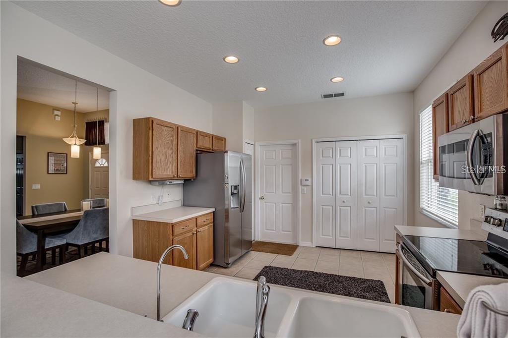 Image 16 of 25 For 2672 Bellewater Place