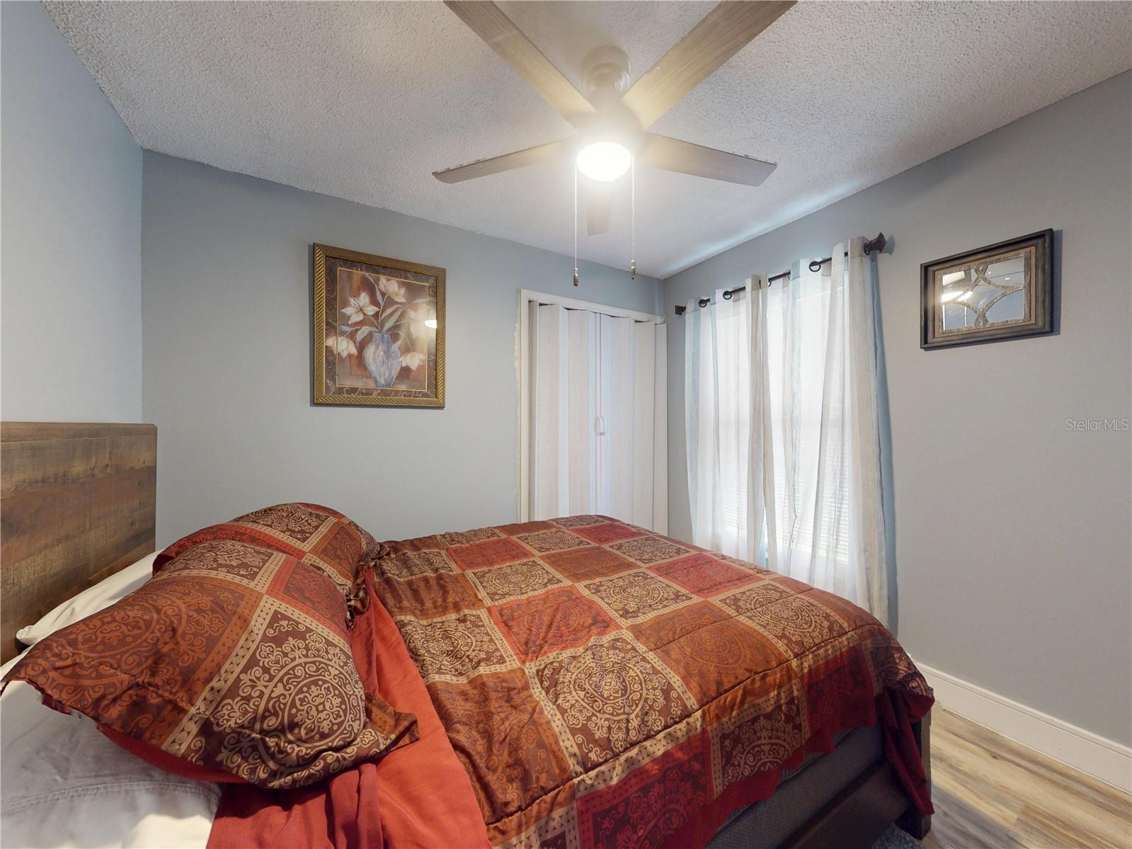 Image 30 of 62 For 460 Green Street