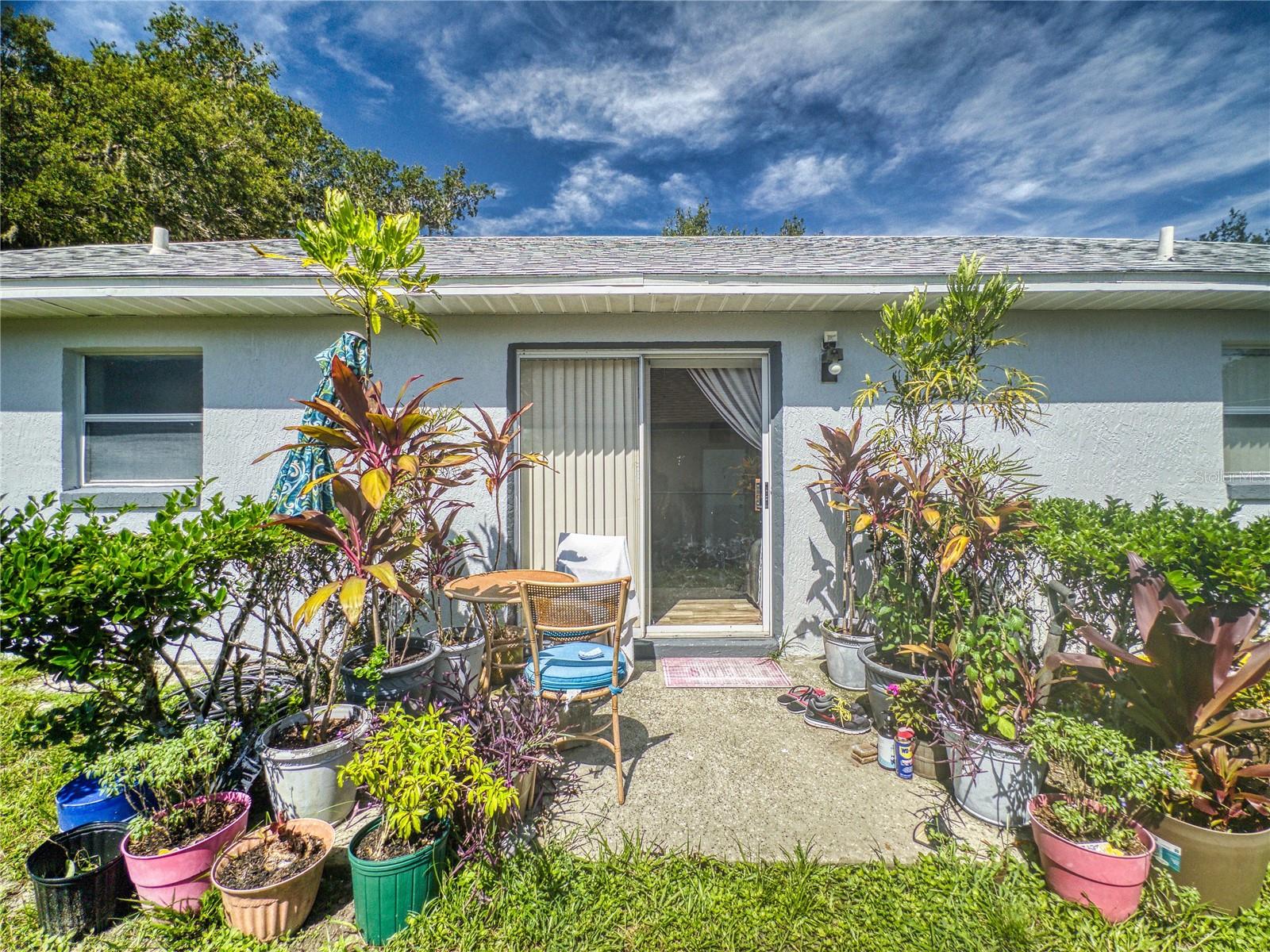 Image 40 of 62 For 460 Green Street