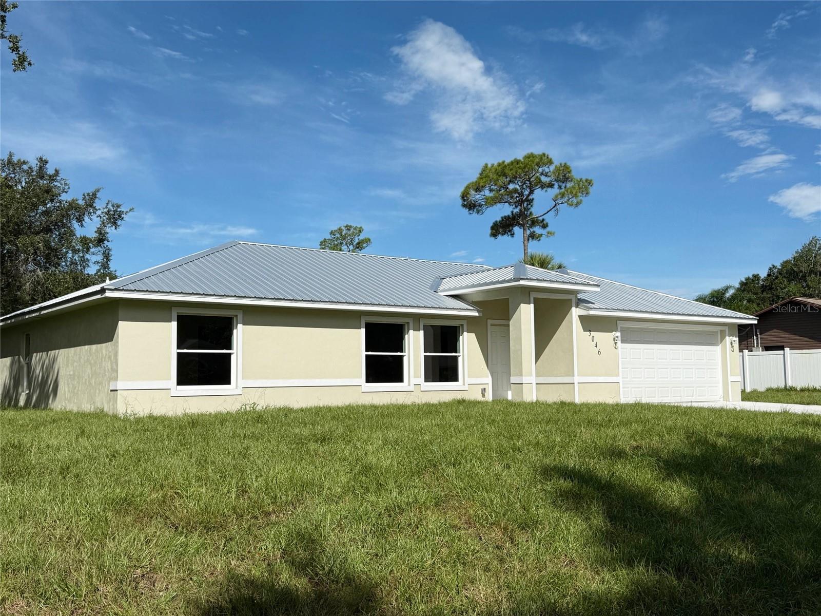 Image 2 of 22 For 3046 Woodland Drive