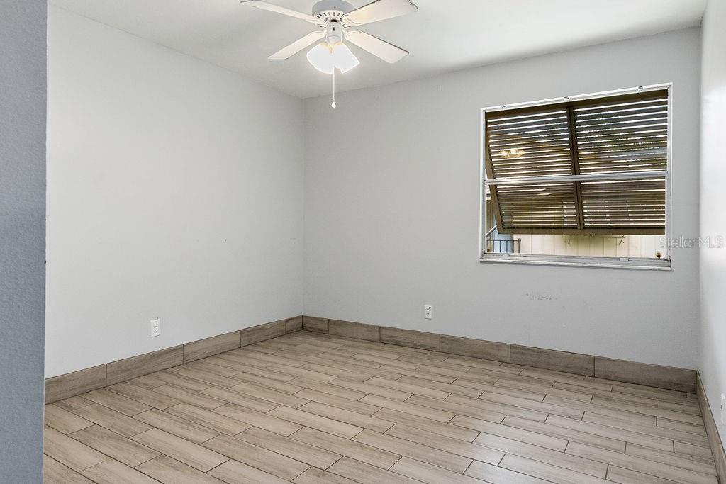 Image 18 of 19 For 130 Jasmine Woods Court 6d