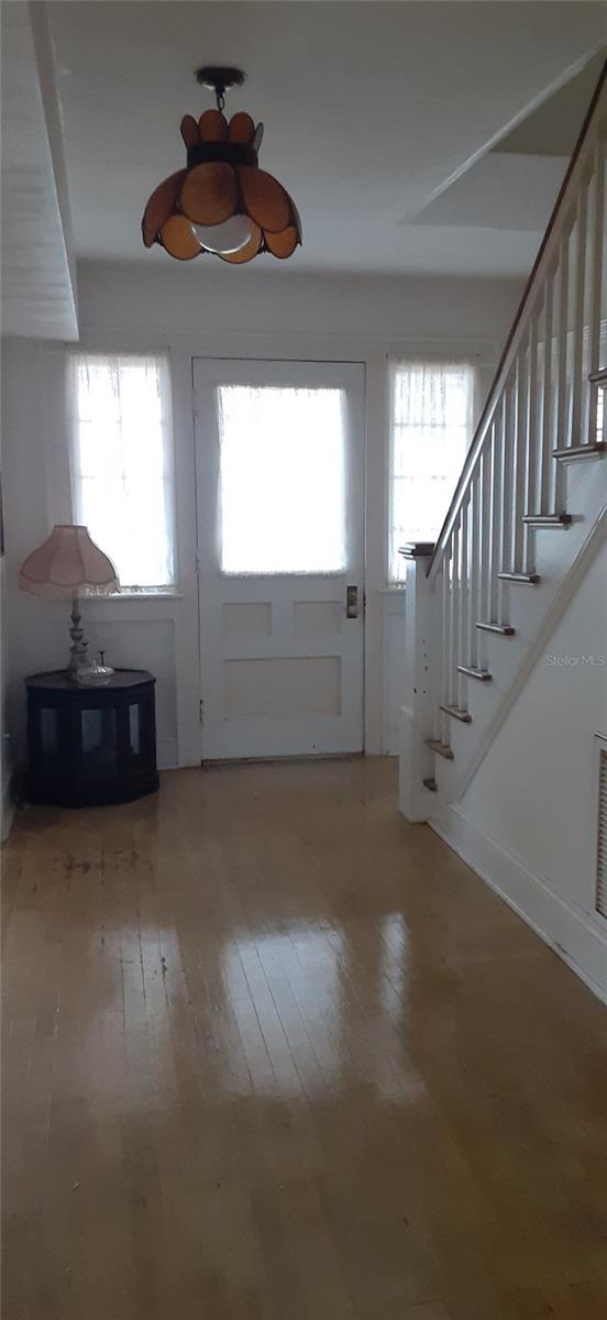 Image 7 of 19 For 4440 Halifax Drive