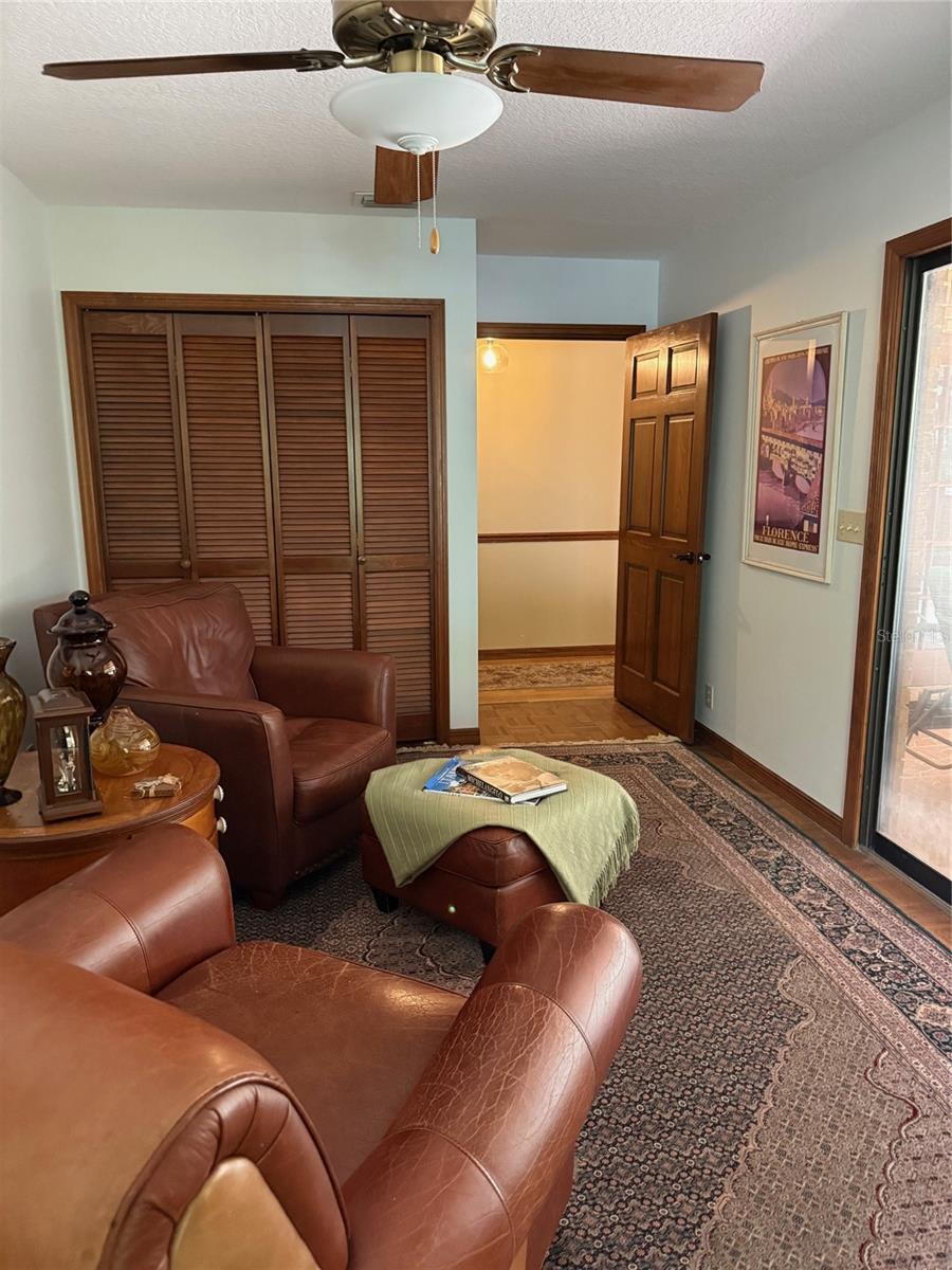 Image 10 of 26 For 2096 Chinaberry Lane
