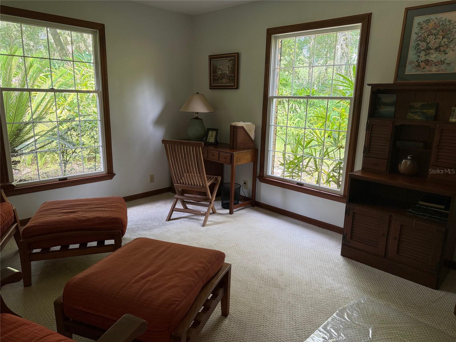 Image 7 of 26 For 2096 Chinaberry Lane