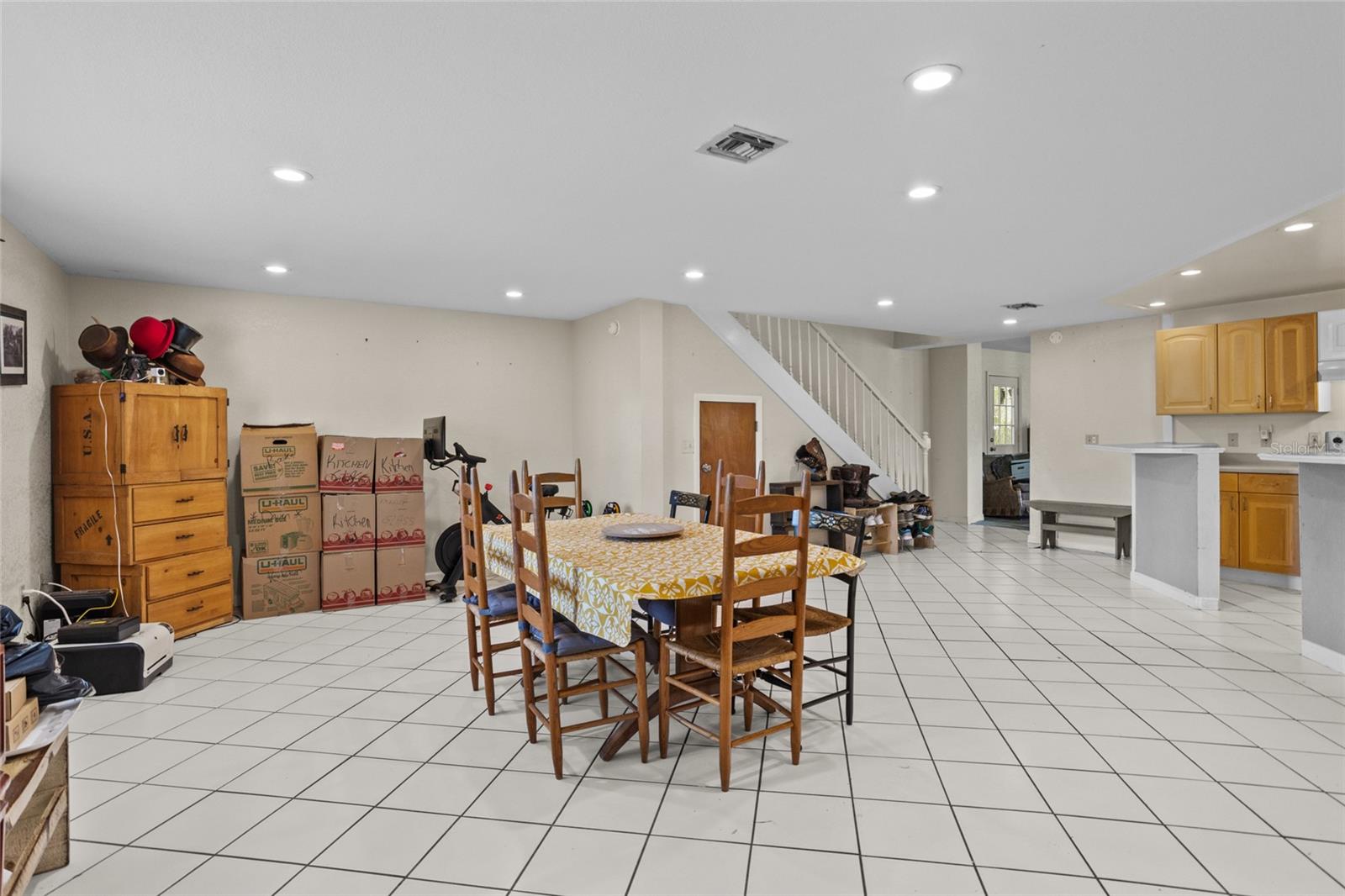 Image 16 of 63 For 2323 Goodman Road