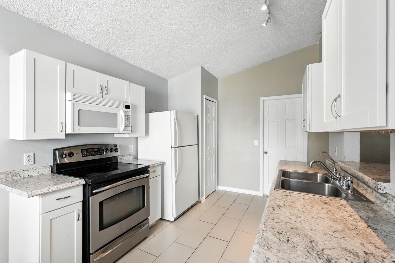 Image 15 of 39 For 3154 Lynnhaven Street