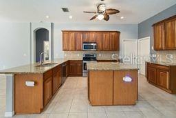 Image 6 of 32 For 1918 Golf Oak Drive