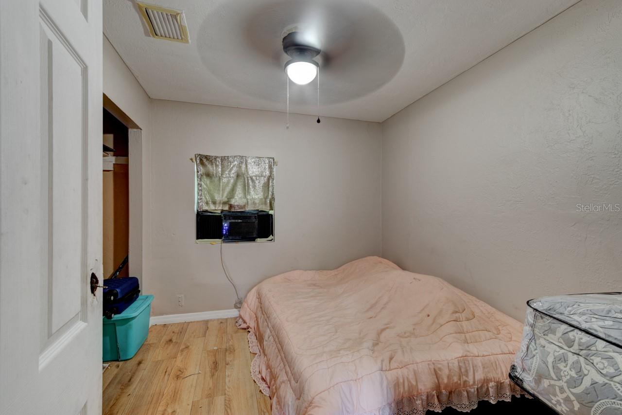 Image 15 of 22 For 326 Jefferson Street