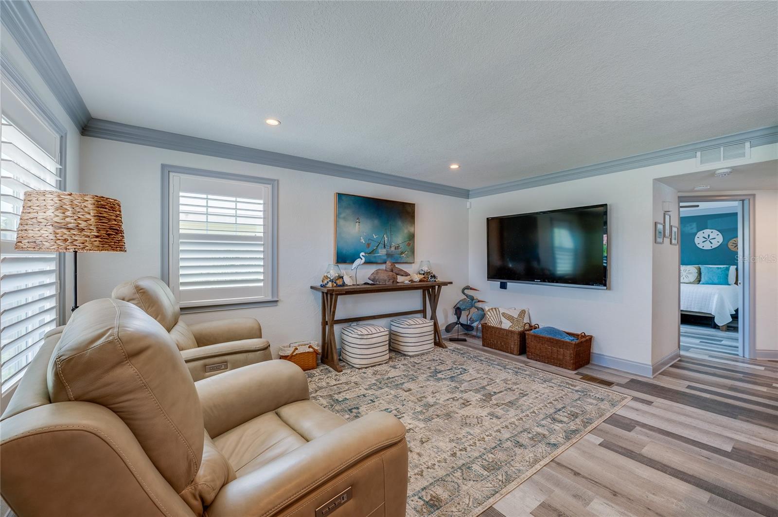Image 9 of 25 For 3244 Peninsula Drive