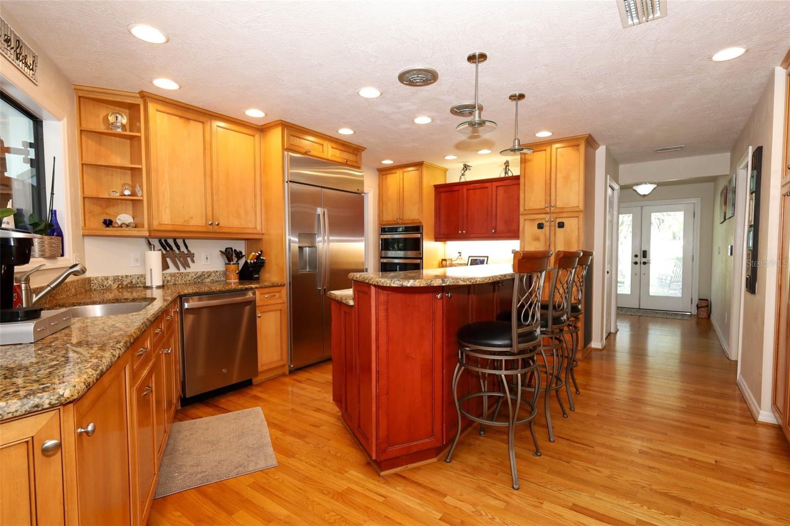 Image 11 of 59 For 308 River Bluff Drive