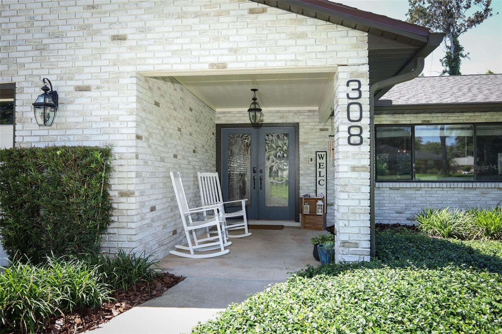 Image 3 of 59 For 308 River Bluff Drive